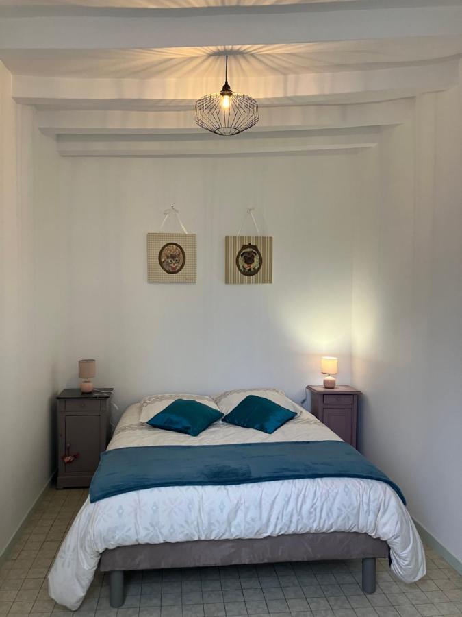 Gite Les Tilleuls Villa Le Guedeniau ภายนอก รูปภาพ