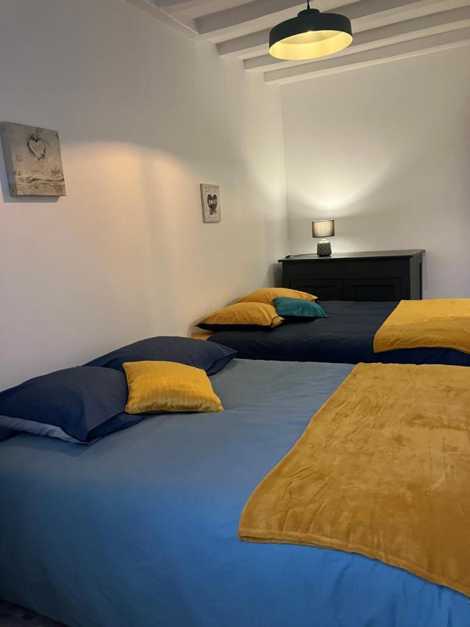 Gite Les Tilleuls Villa Le Guedeniau ภายนอก รูปภาพ